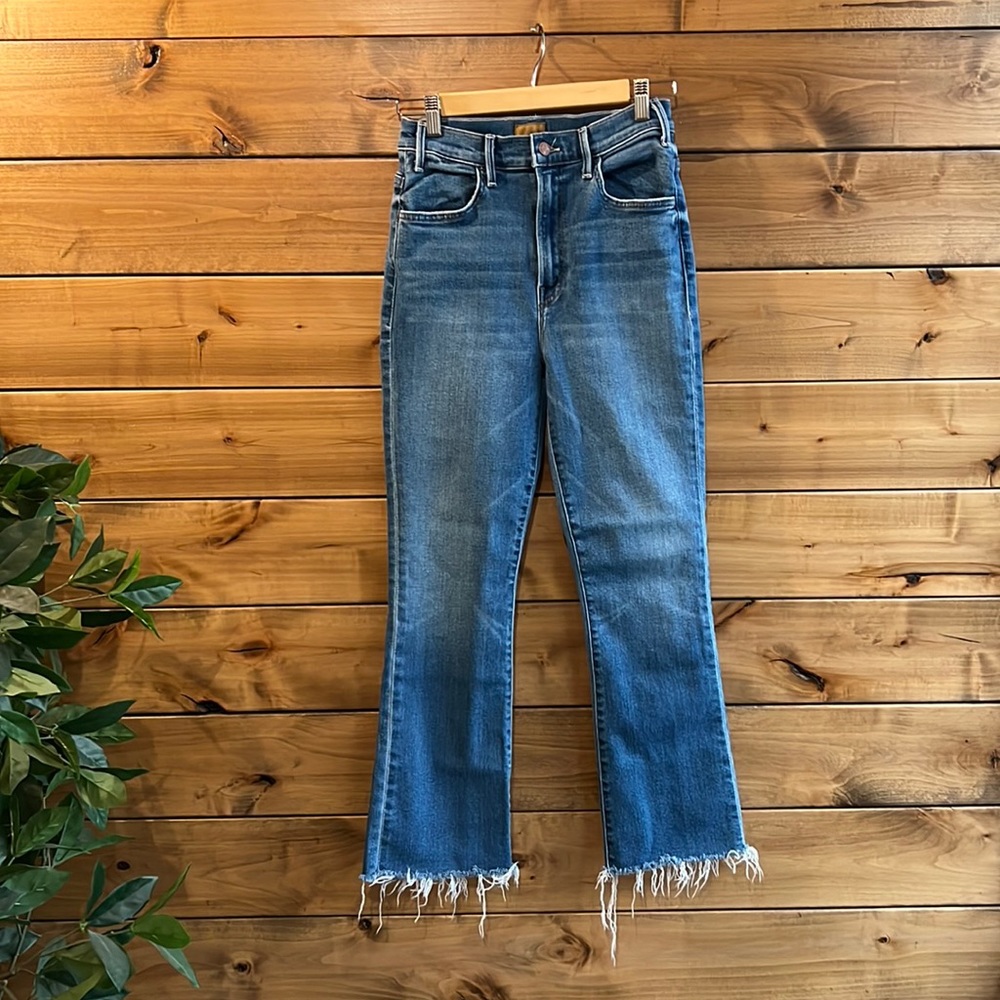 MOTHER DENIM *The Hustler Ankle Fray* in Layover Size 28